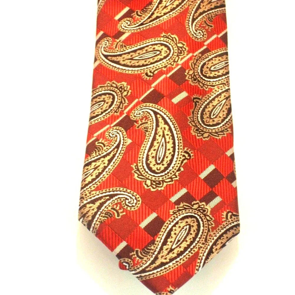 NWOT Pravata 100% Microfibre Red/Gold Abstract Design Necktie